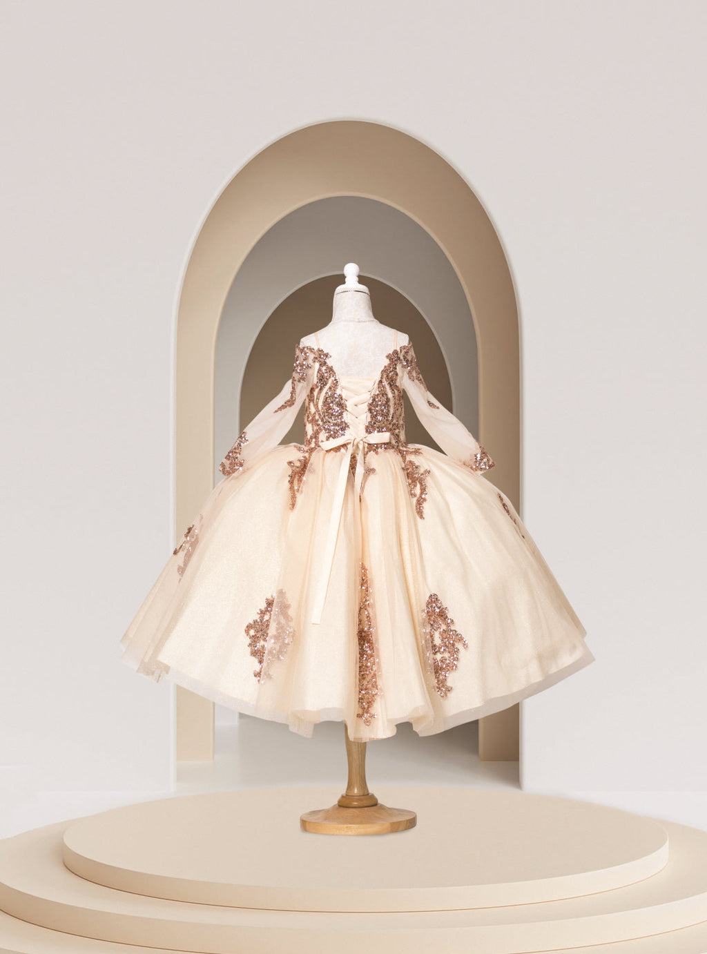 (K16) Beautiful Mini Quinceanera Matched with (Live 8)