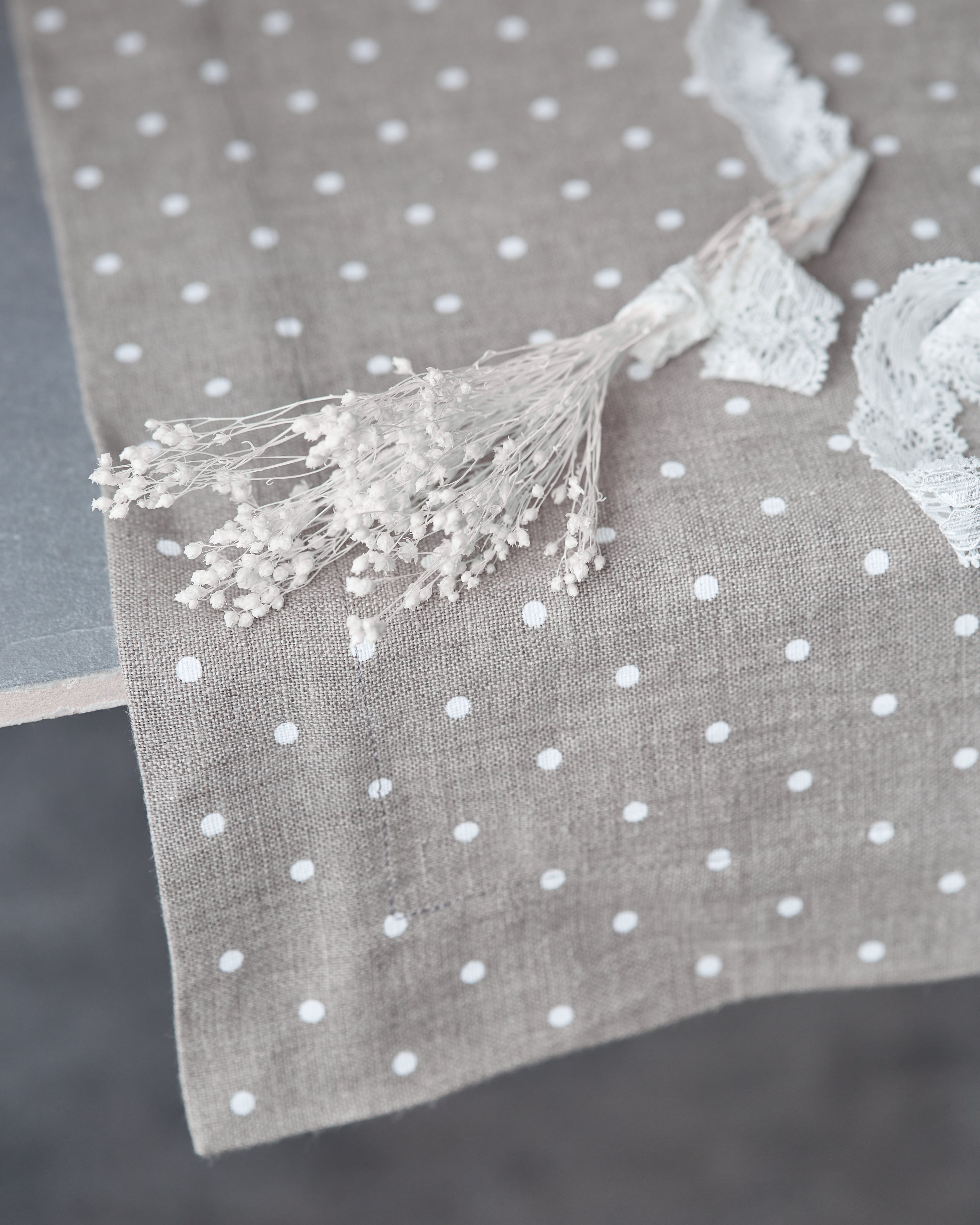 Polka Dot Table Runner